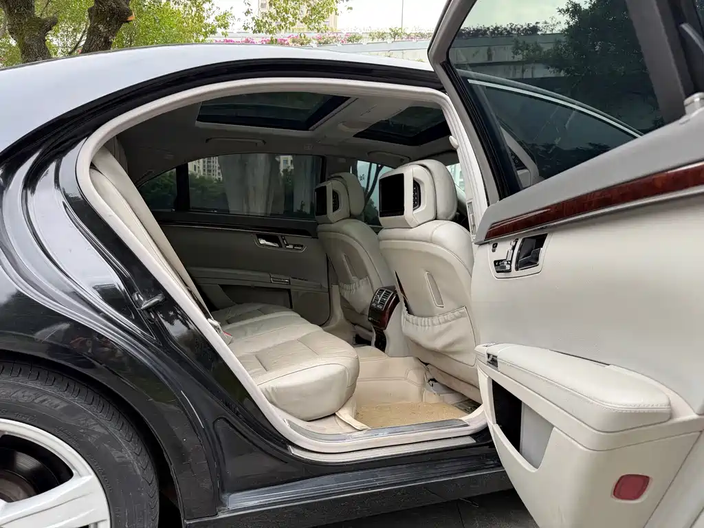 Mercedes-Benz S-Class — миниатюра 6