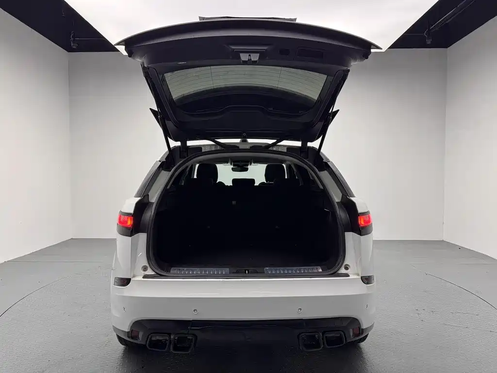 Land Rover Velar — миниатюра 14