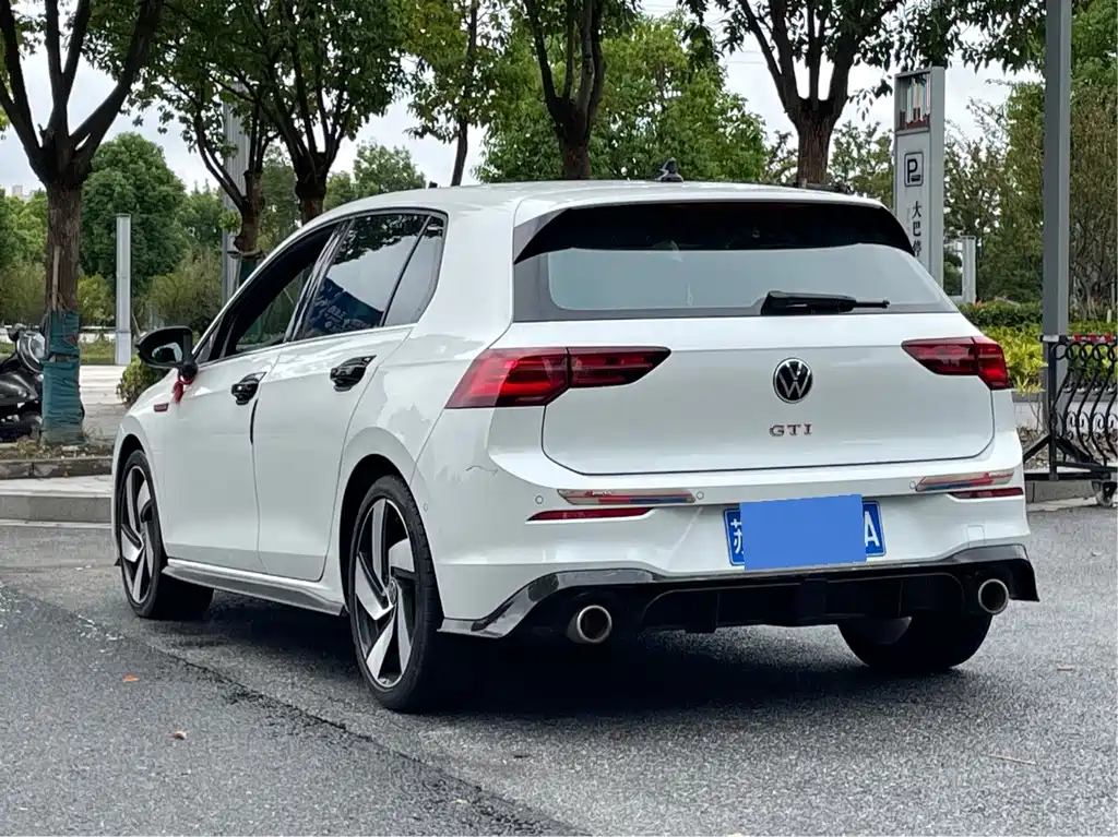 Volkswagen Golf GTI — миниатюра 11
