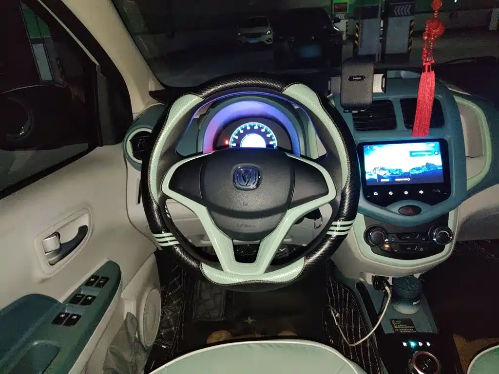 Changan Benben E-Star — миниатюра 11