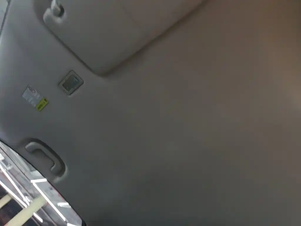 Roewe Clever — миниатюра 18