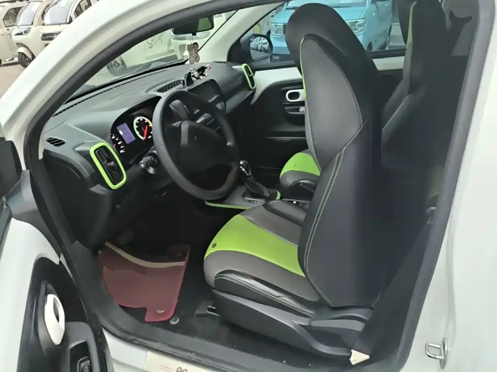 Roewe Clever — миниатюра 15