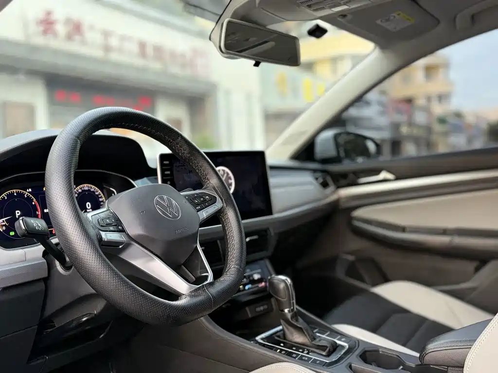 Volkswagen Bora — миниатюра 8