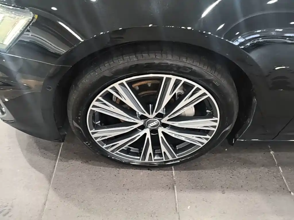 Audi A6L — миниатюра 23