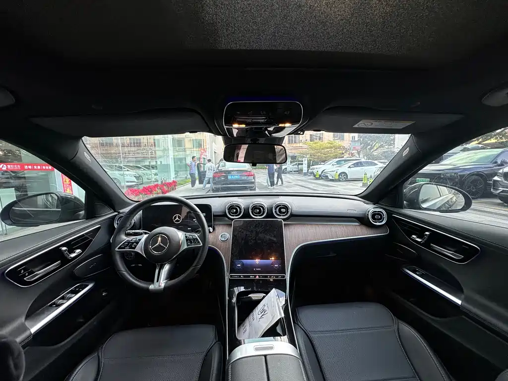 MERCEDES-BENZ C CLASS