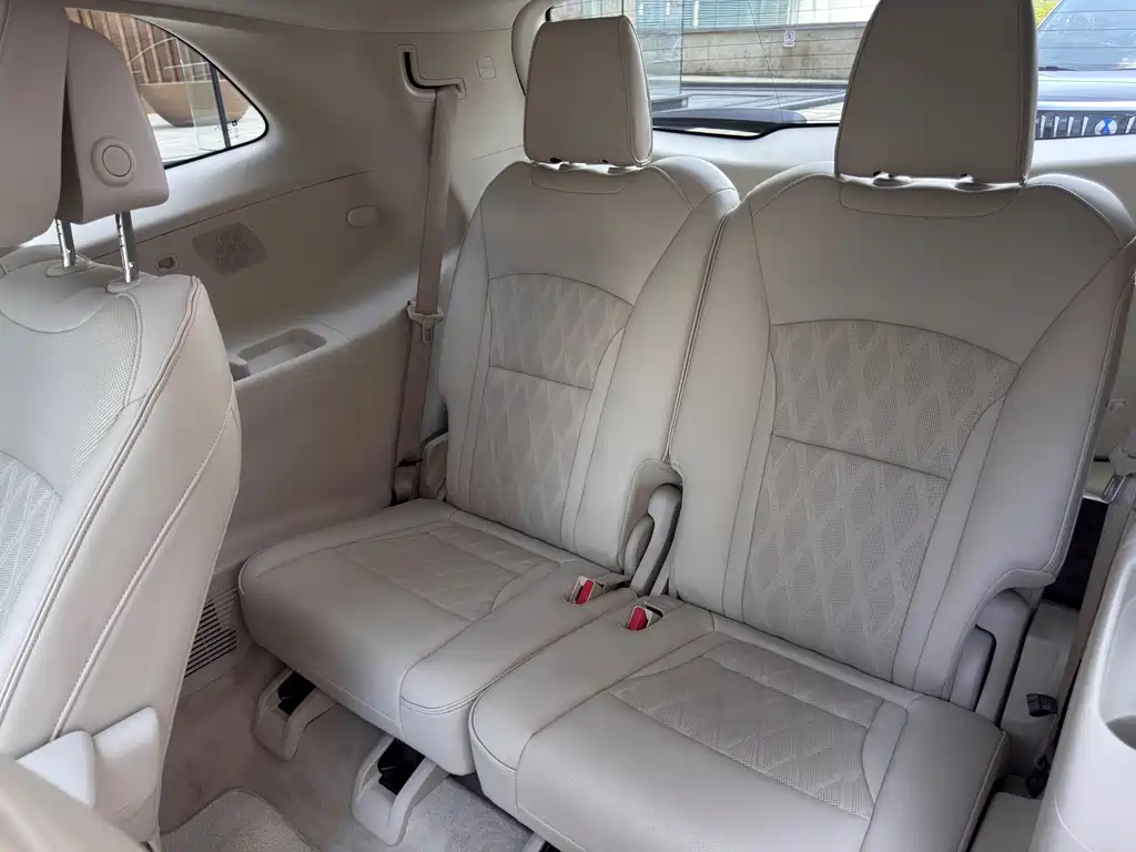 Buick Enclave — миниатюра 25