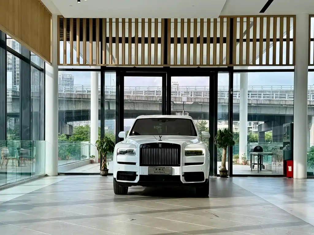 Rolls-Royce Cullinan — фотографии объявления, Фото 3