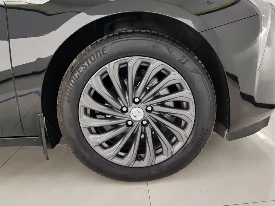 Buick LaCrosse — миниатюра 6