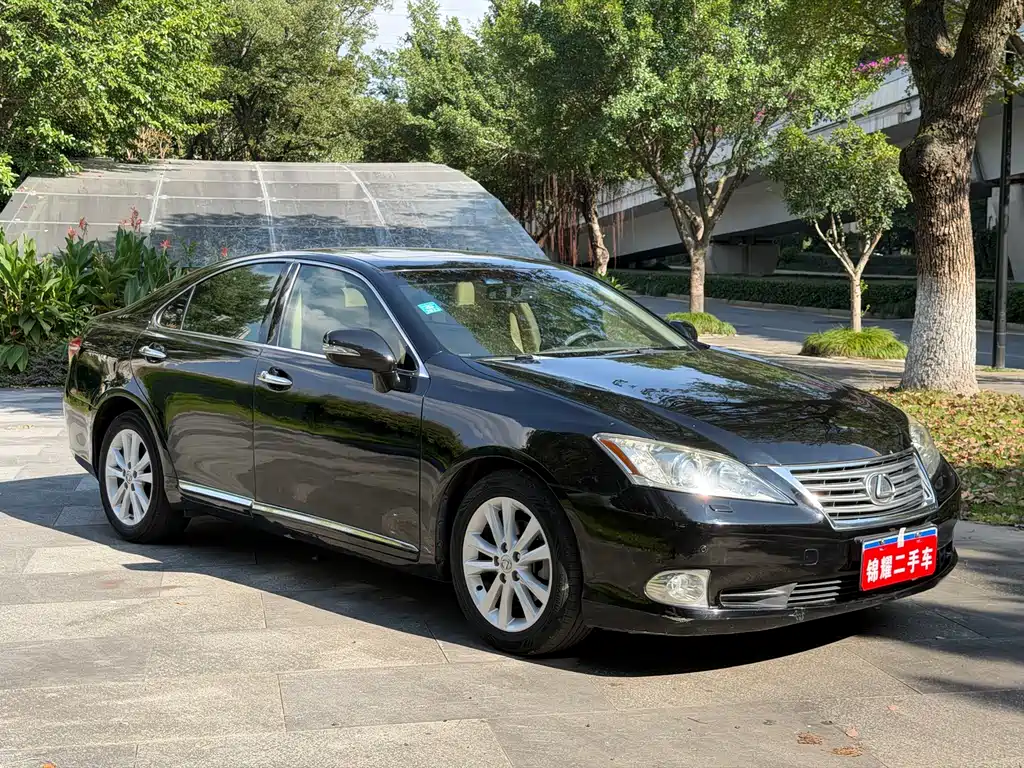 Lexus ES — миниатюра 3