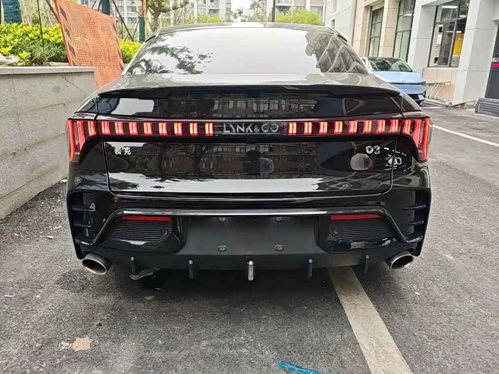 Lynk & Co 03 — миниатюра 6