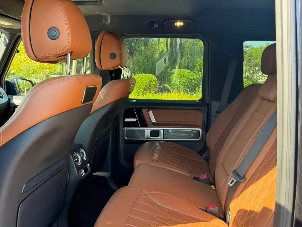 Mercedes-Benz G-Class — миниатюра 6