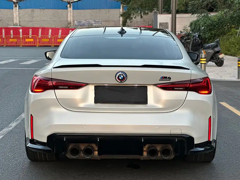 BMW M4 2021 — фото 12