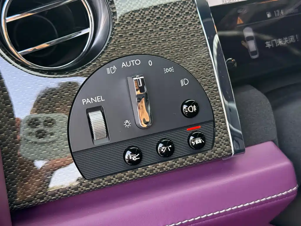 Rolls-Royce Wraith — миниатюра 19