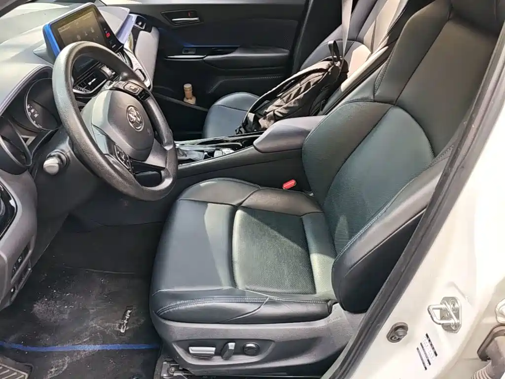 Toyota C-HR — миниатюра 15