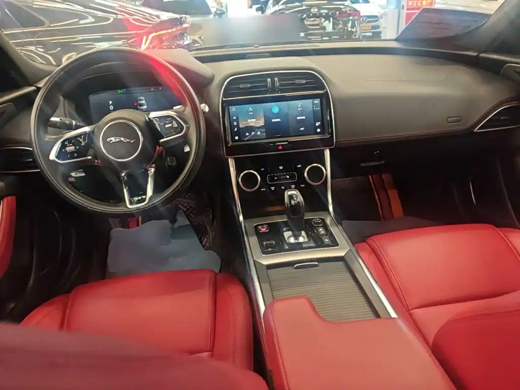 Jaguar XEL — миниатюра 10