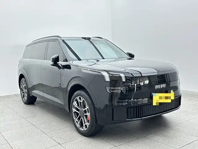 Lynk & Co 900 — миниатюра 3