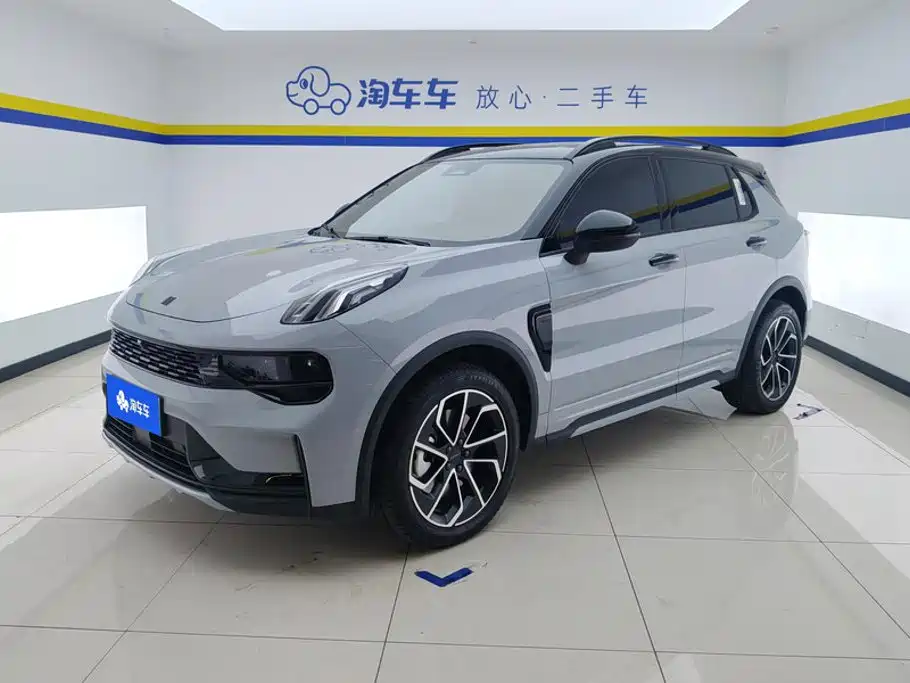 Lynk & Co 01 EM-P