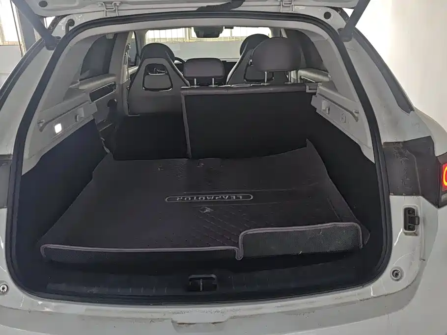 Leapmotor Leapmotor C11 — миниатюра 4