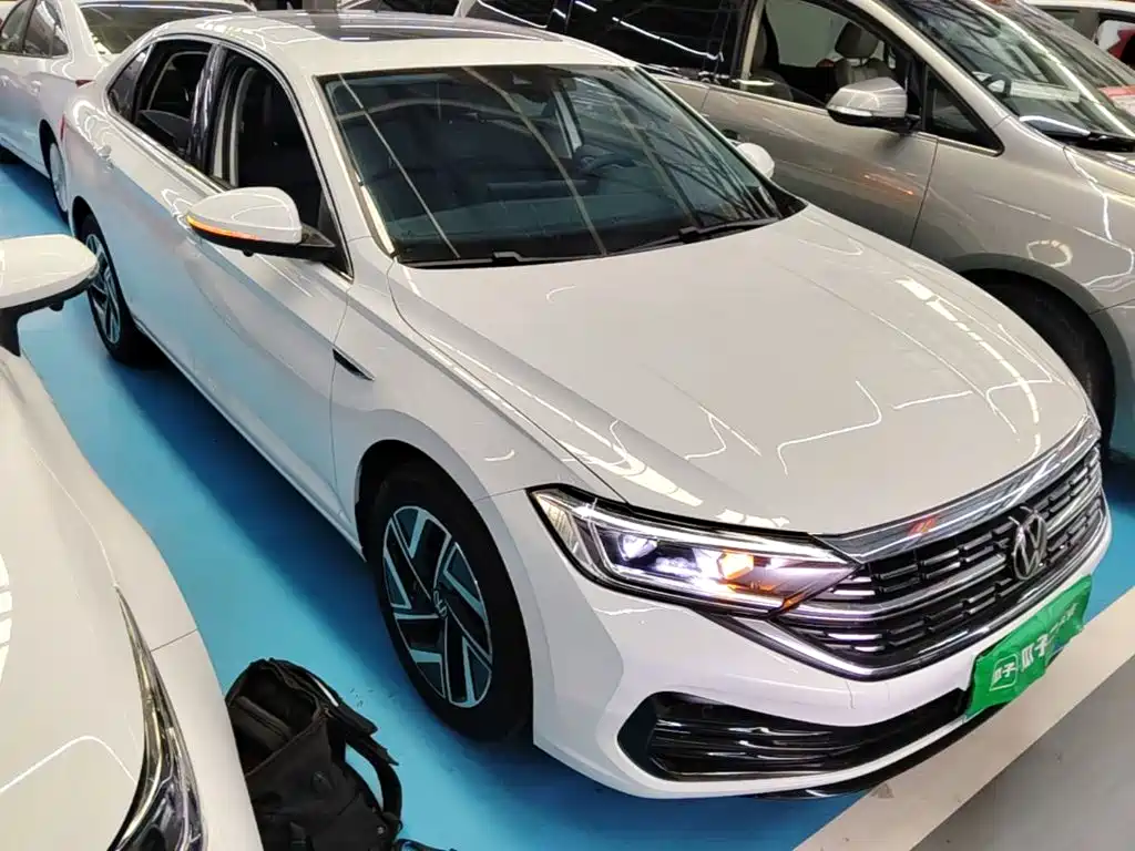 Volkswagen Sagitar — миниатюра 4