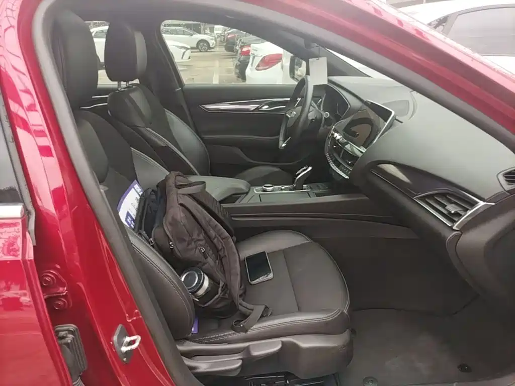 Cadillac CT5 — миниатюра 16