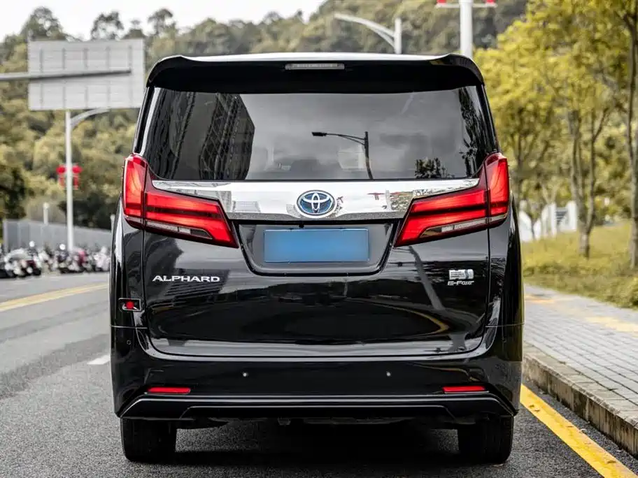 Toyota Alphard — фотографии объявления, Фото 13