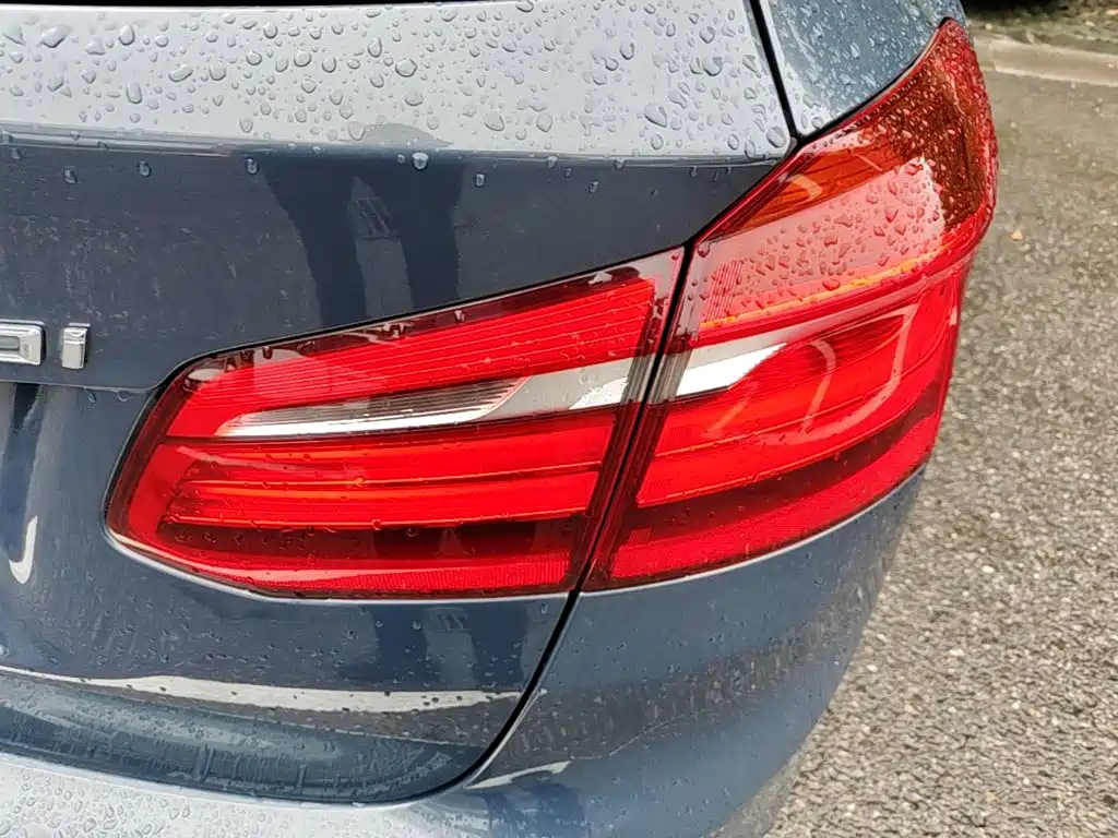BMW 2 Series Active Tourer (Import) — миниатюра 8