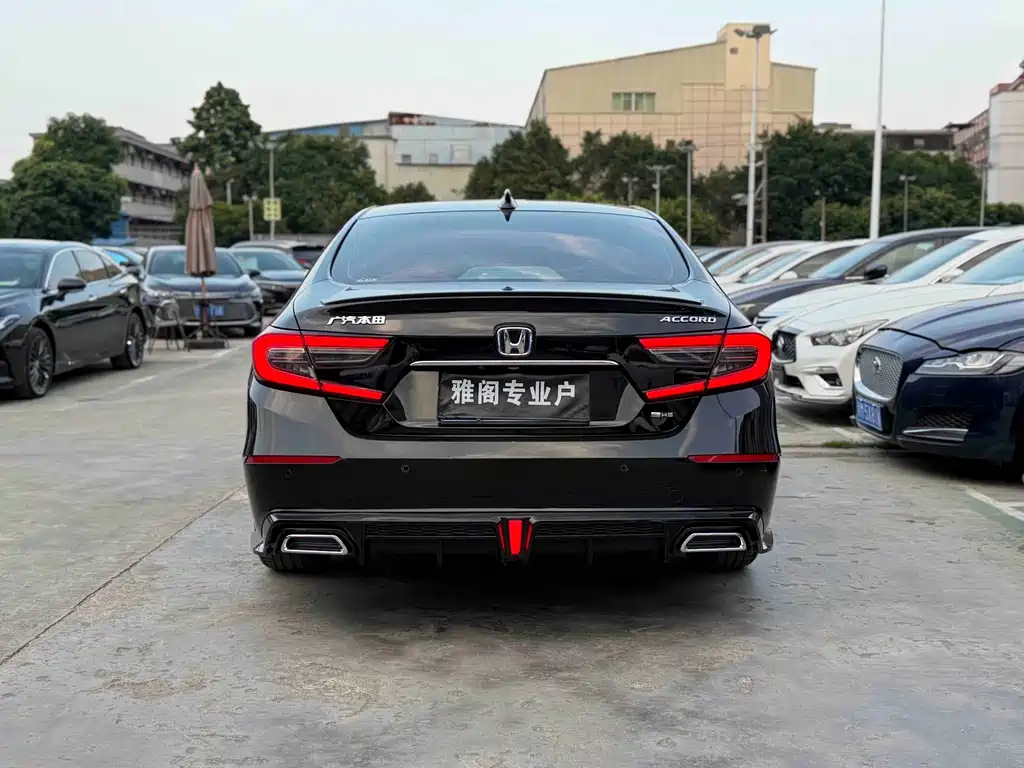 Honda Accord — миниатюра 4