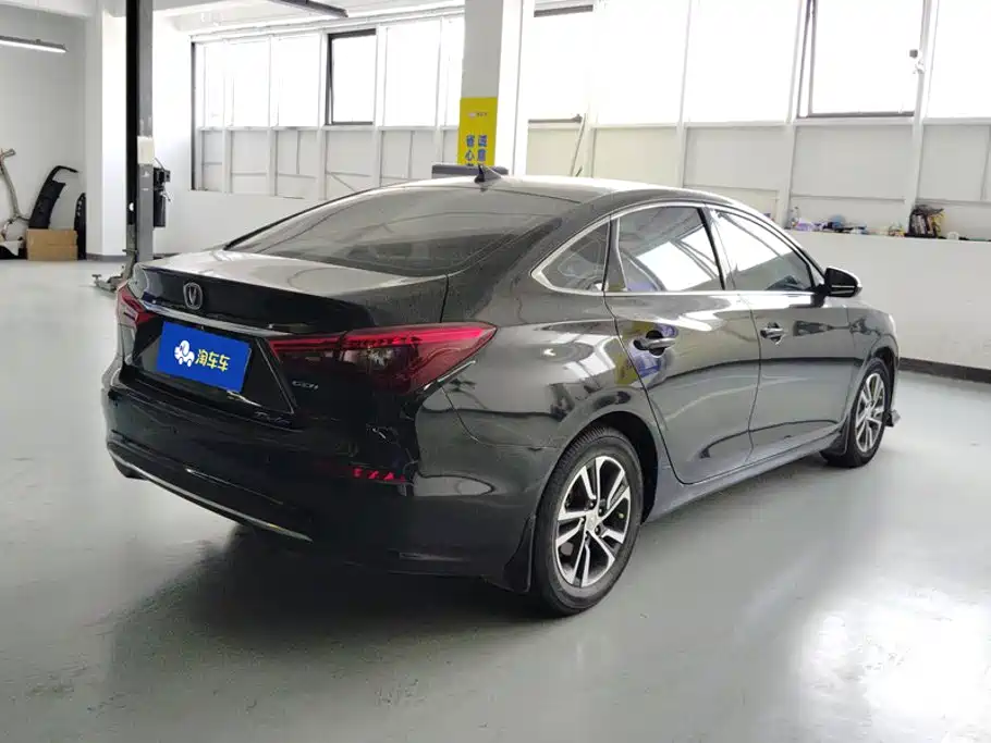 Changan Eado — миниатюра 3