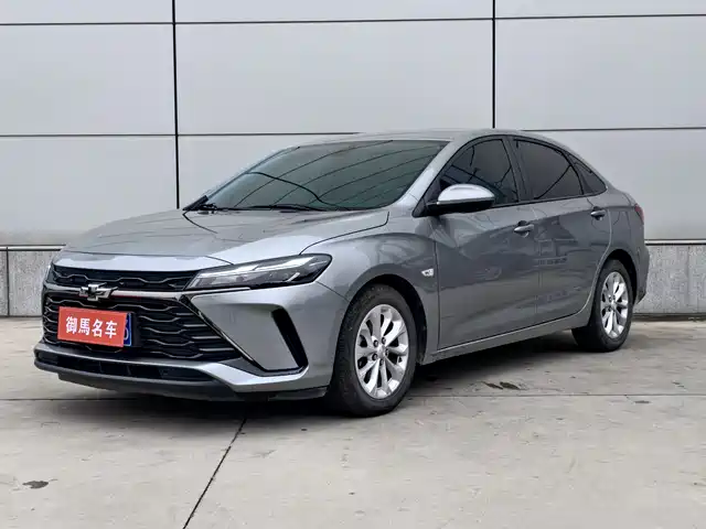 CHEVROLET CRUZE 2023