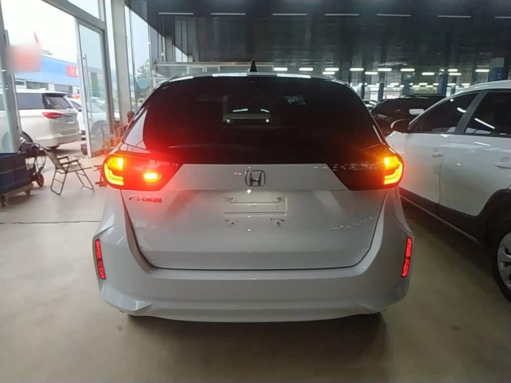 Honda Fit 1.5 л 2022 г. Белый, пробег 3900 км