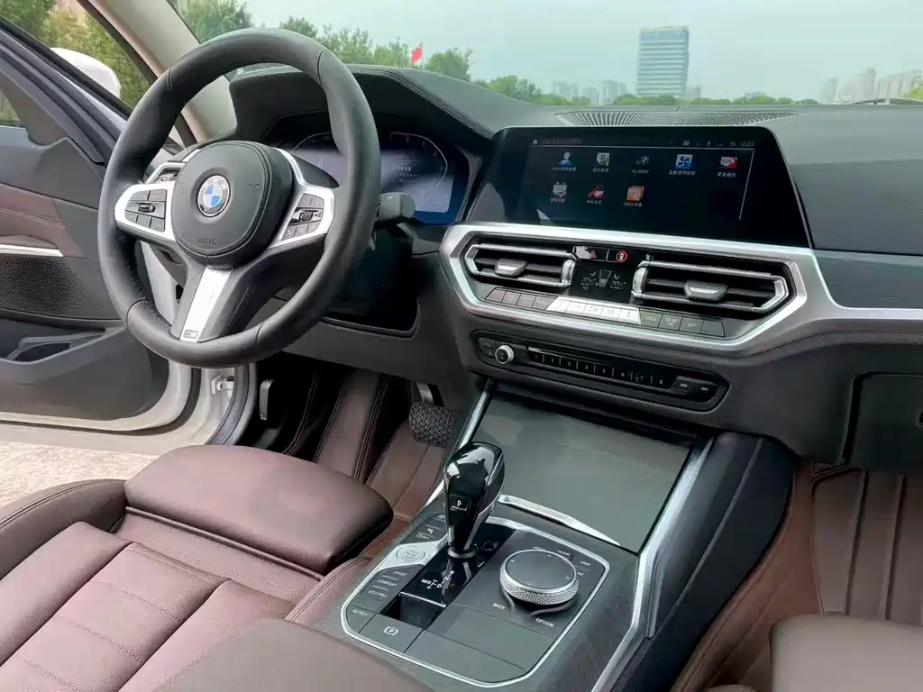 BMW 3 Series — миниатюра 5