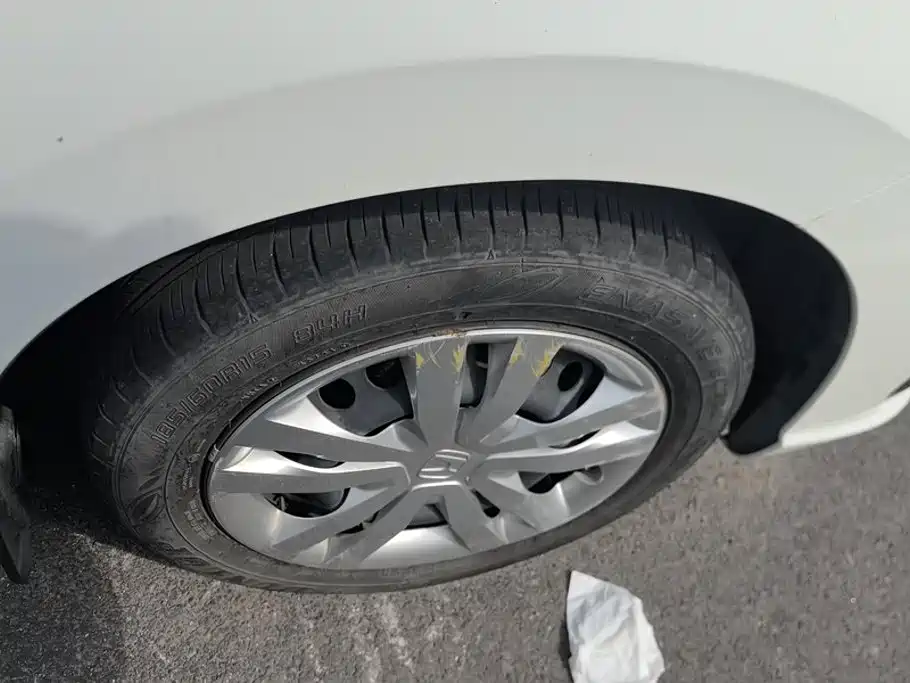 Honda Fit — миниатюра 6