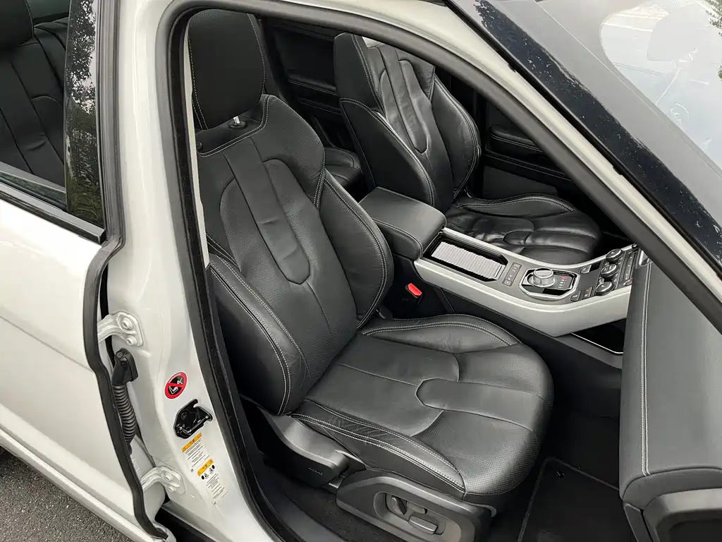 Land Rover Evoque (Import) — миниатюра 19