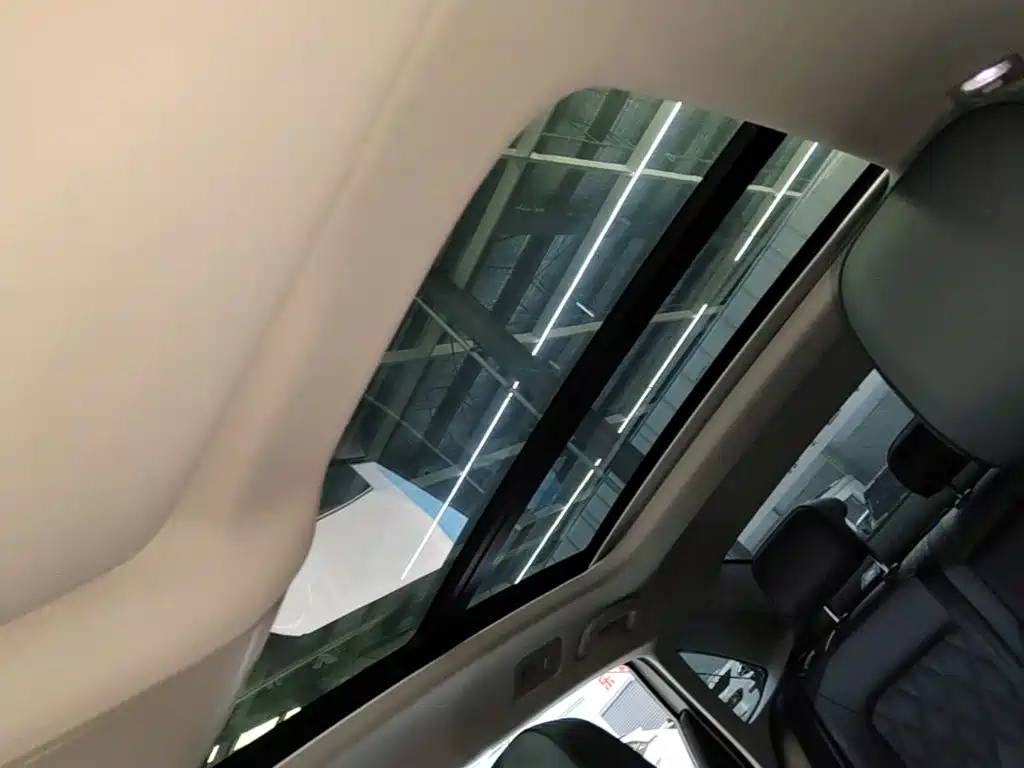 Volkswagen Sagitar — миниатюра 18