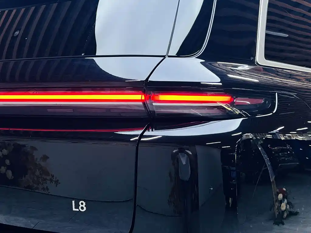 Li Auto Li L8 — миниатюра 18