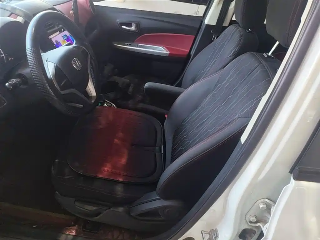 Changan EV — миниатюра 15