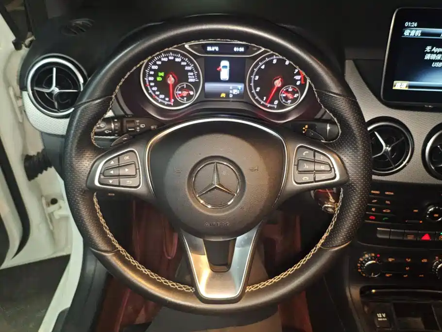 Mercedes-Benz B-Class — миниатюра 15