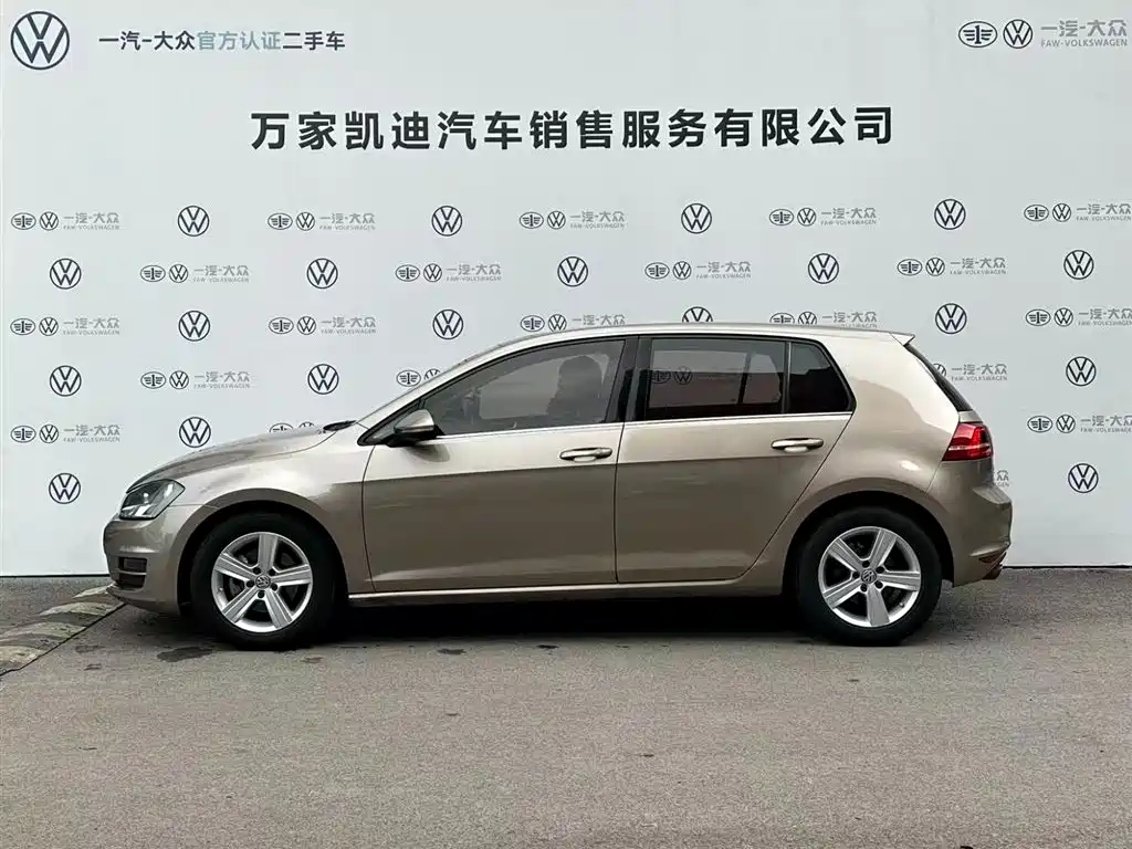 Volkswagen Golf 2017 230TSI AT Comfort