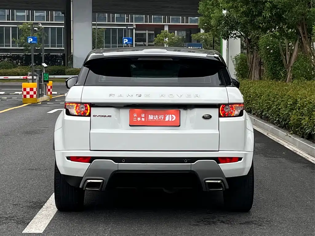 Land Rover Evoque (Import) — миниатюра 5