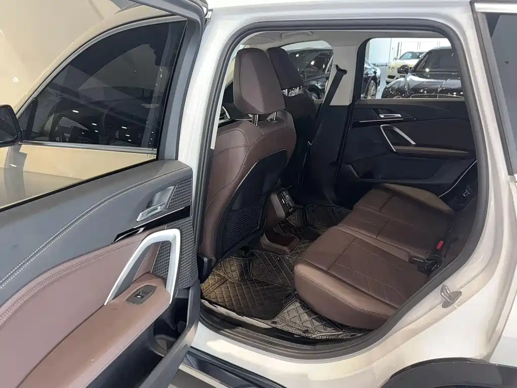 BMW X1 — миниатюра 8