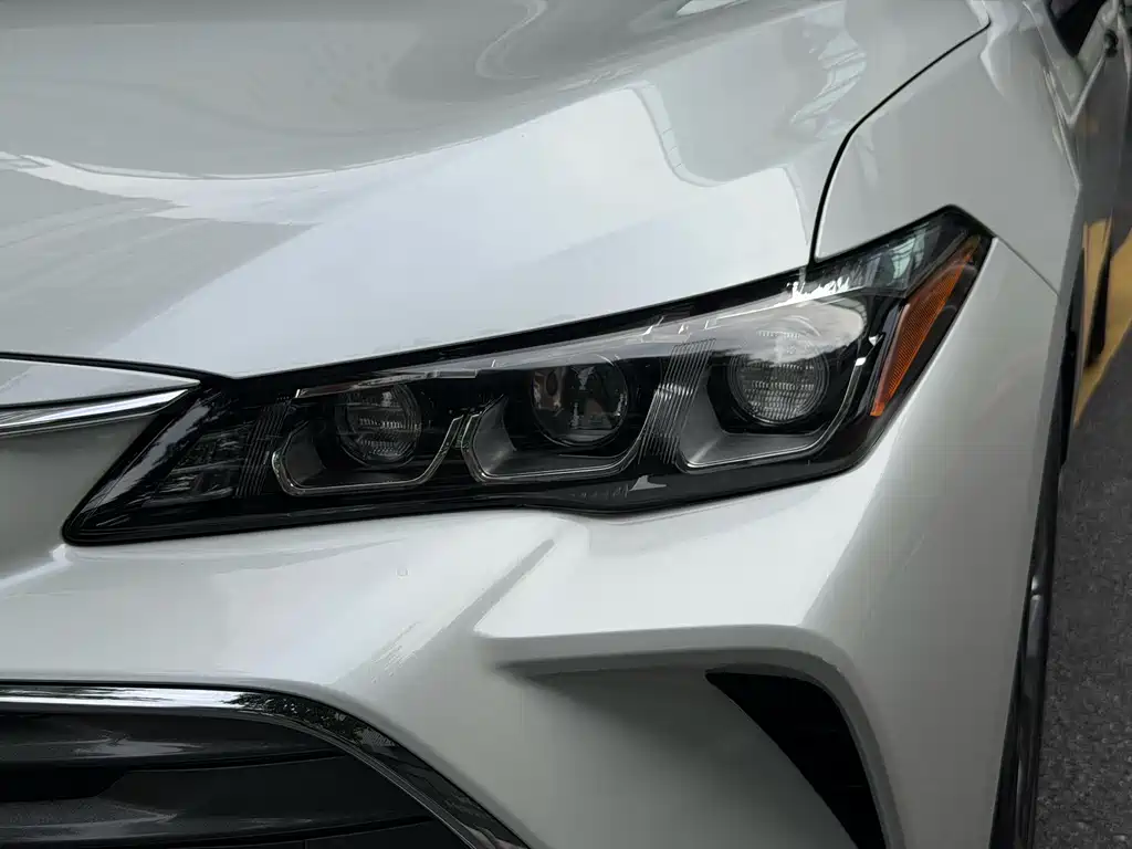 Toyota Avalon 2021 2.5L Luxury