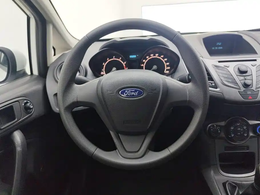 Ford Fiesta — миниатюра 15