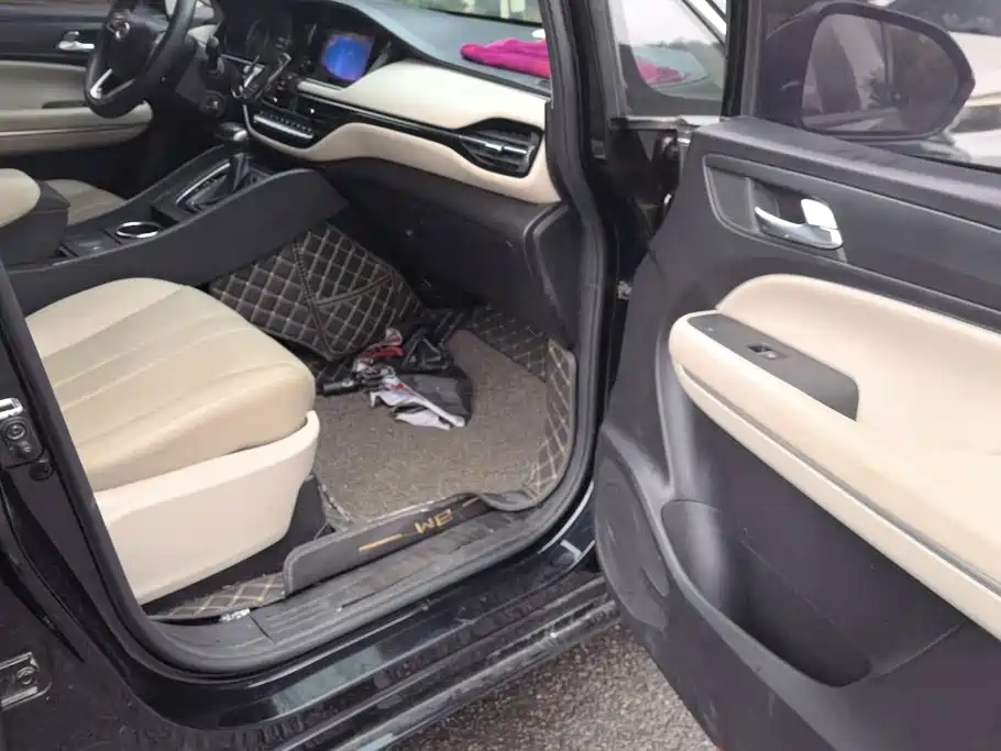 GAC Motor Trumpchi M6 — миниатюра 8