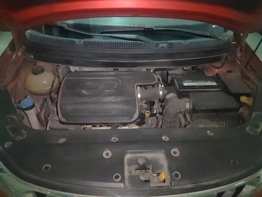 Geely Vision X3 — миниатюра 10