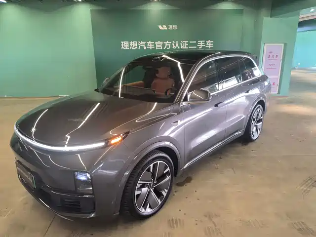 Li Auto L8