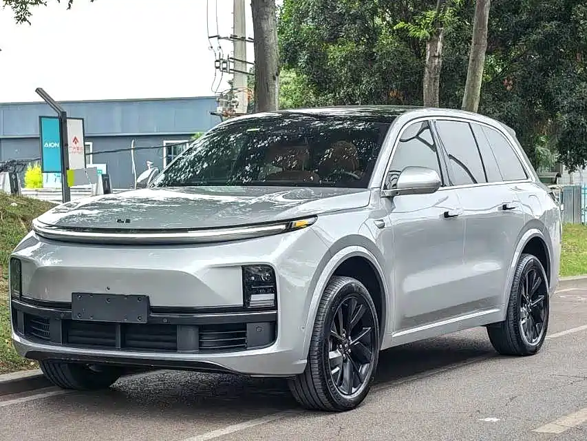 Li Auto L8 2024 Pro