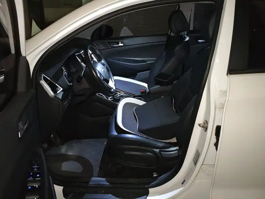 Hyundai Tucson — миниатюра 9
