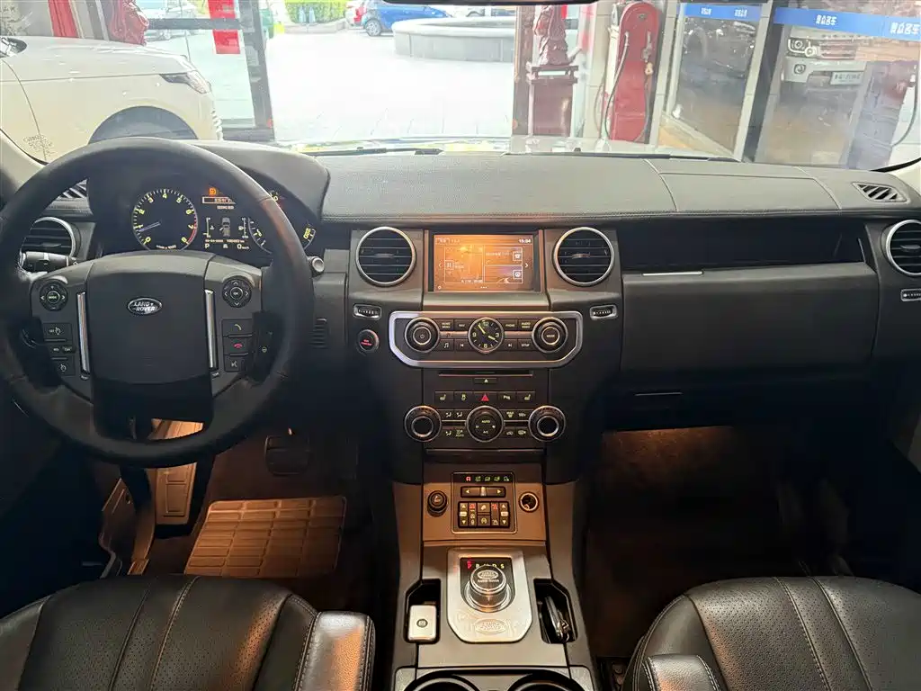 Land Rover Discovery 2016 3.0 SC HSE