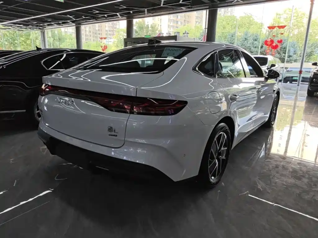 BYD Qin L — миниатюра 7