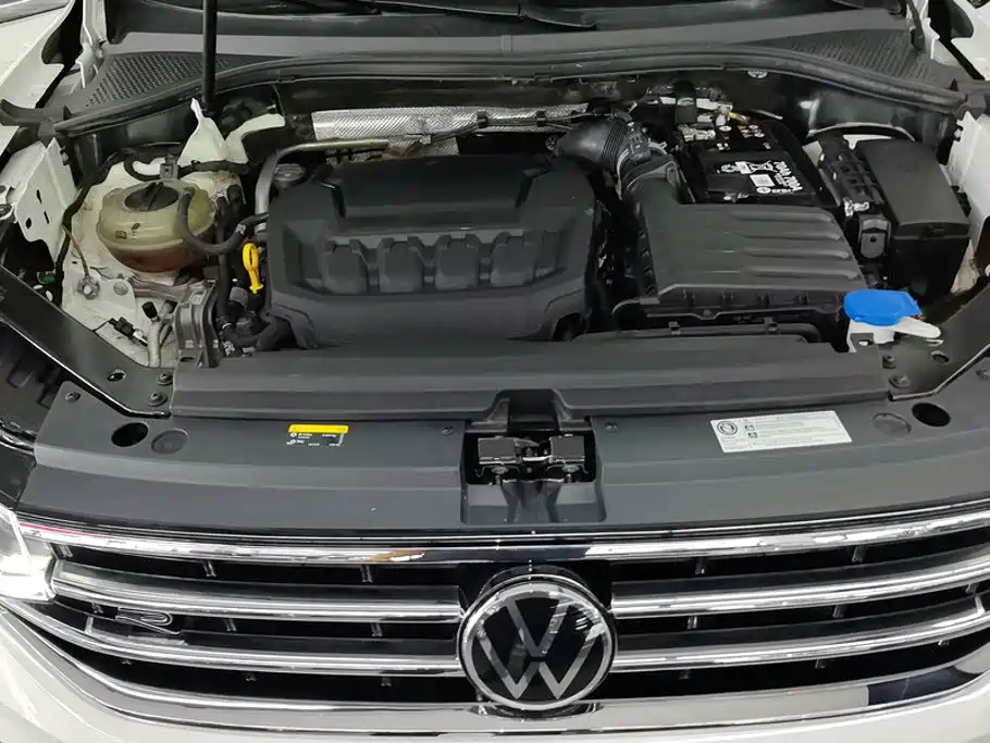 Volkswagen Tiguan L — миниатюра 10